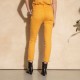 Pantalon slim mangue au 5 poches modernisées