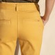 Pantalon carotte couleur curry en coton responsable